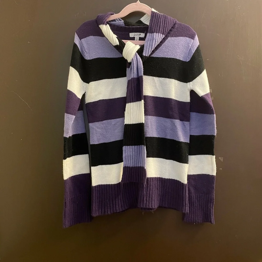 🐠2/$20 Grane Striped Sweater & Scarf